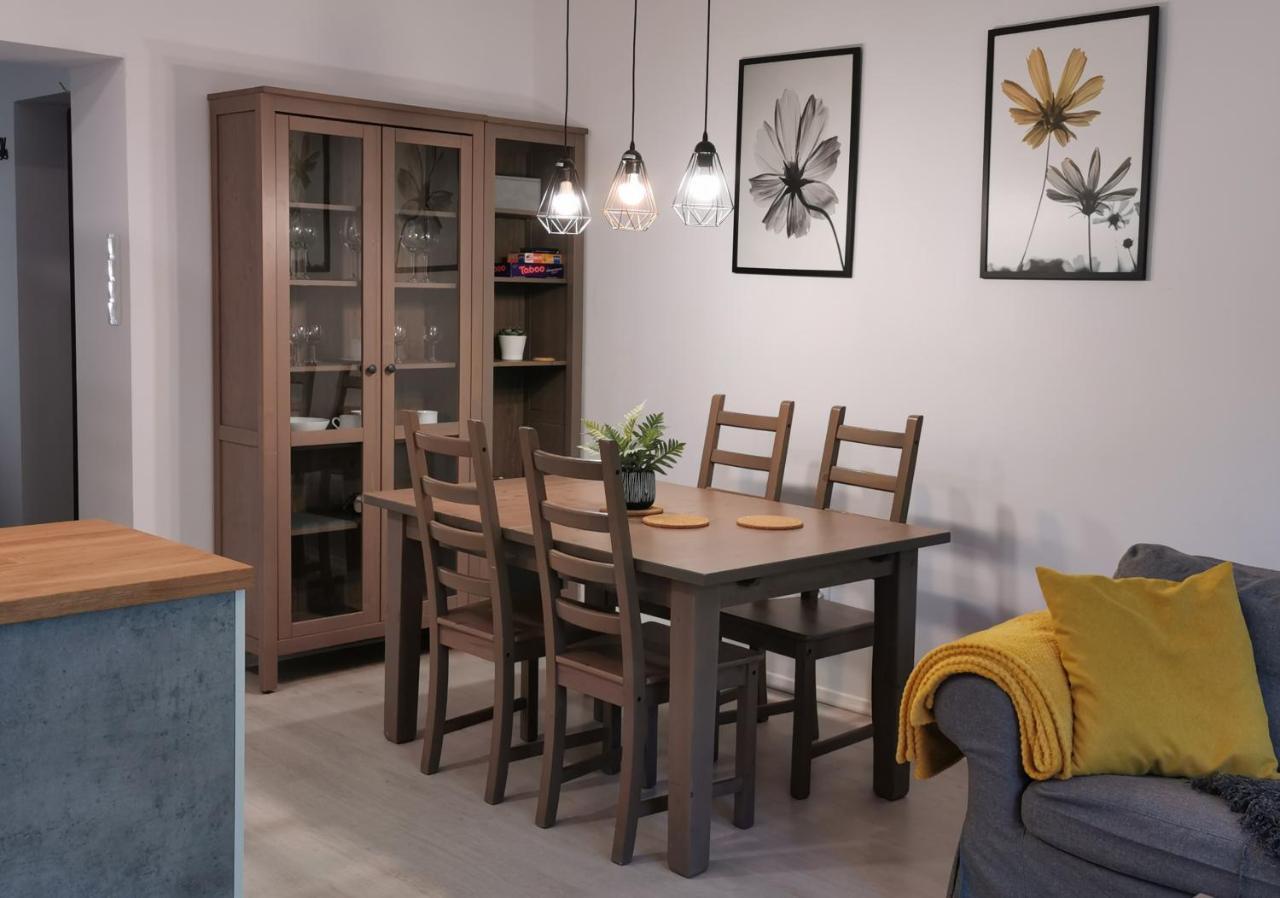 דירות Oświęcim Apartament W Parku מראה חיצוני תמונה