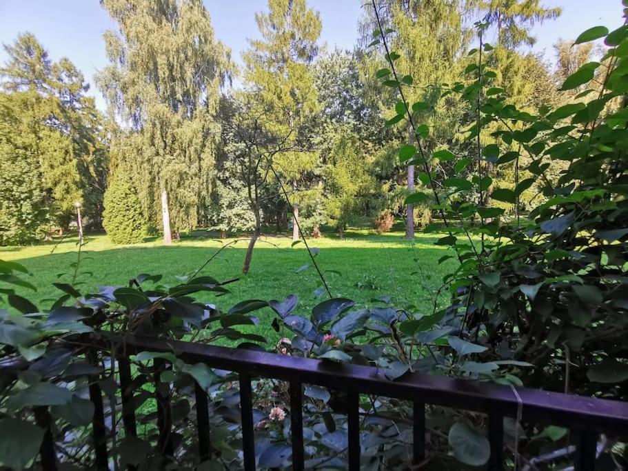 דירות Oświęcim Apartament W Parku מראה חיצוני תמונה