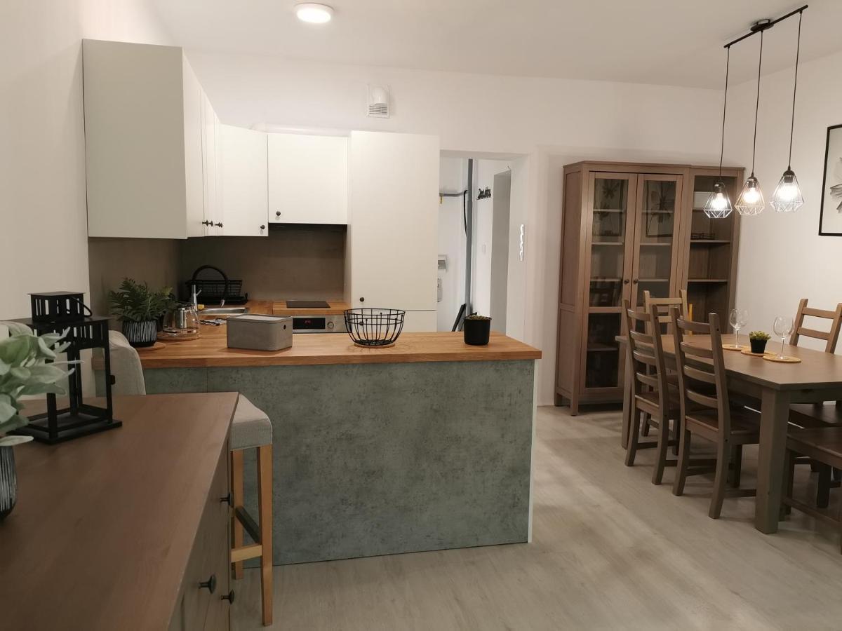 דירות Oświęcim Apartament W Parku מראה חיצוני תמונה